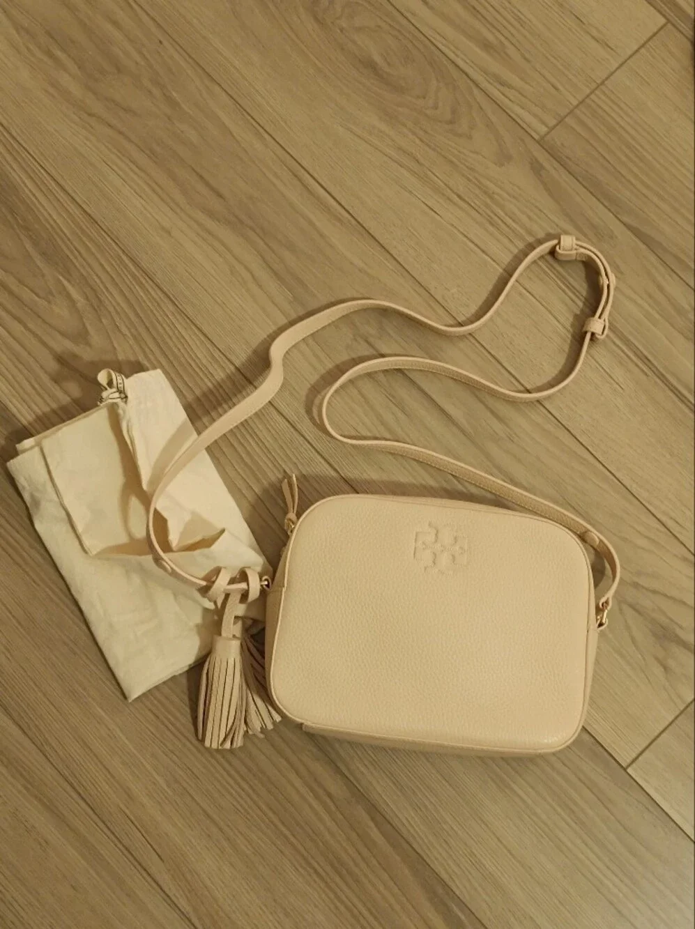 TORY BURCH Leather THEA Camera Bag -Crossbody/ Shoulder Bag